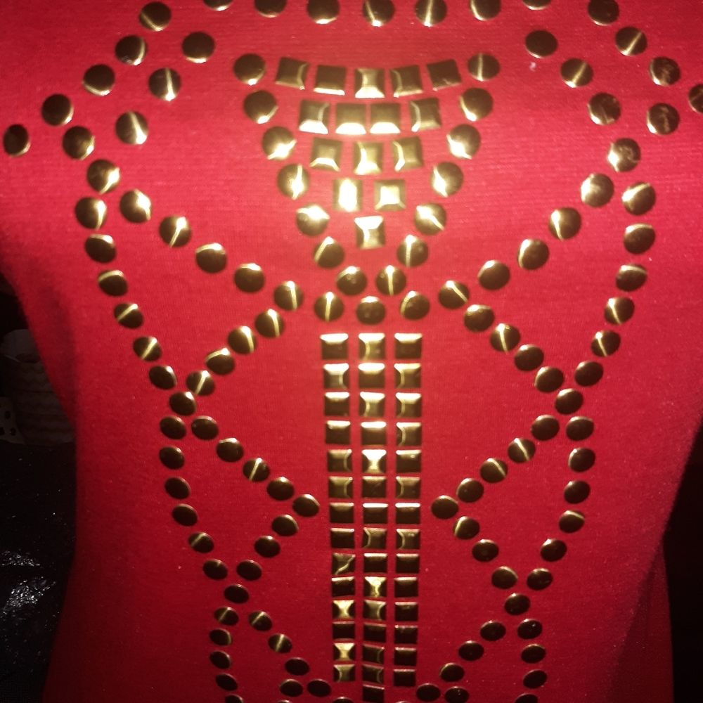 Beautiful Charlotte Russe red tank w gold embellishments Med - Picture 2 of 5